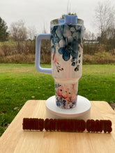 Load image into Gallery viewer, Flower Themed 40oz Tumblers