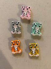 Load image into Gallery viewer, Custom Beaded Paci Clip