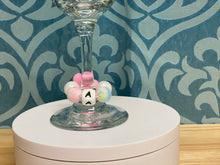 Load image into Gallery viewer, Flower/Initial Beaded Wine Glass Charm