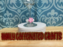 Load image into Gallery viewer, Flower/Initial Beaded Wine Glass Charm