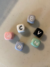 Load image into Gallery viewer, Flower/Initial Beaded Wine Glass Charm