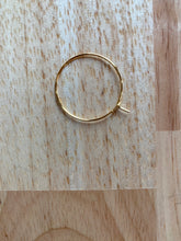 Load image into Gallery viewer, Custom Wire Beaded Wine Glass Charm