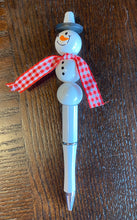 Load image into Gallery viewer, Snowman Beaded Pen
