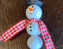 Load image into Gallery viewer, Snowman Beaded Badge Reel
